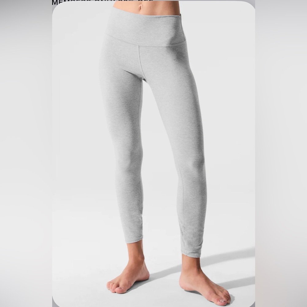 ALO Yoga Light Gray Leggings